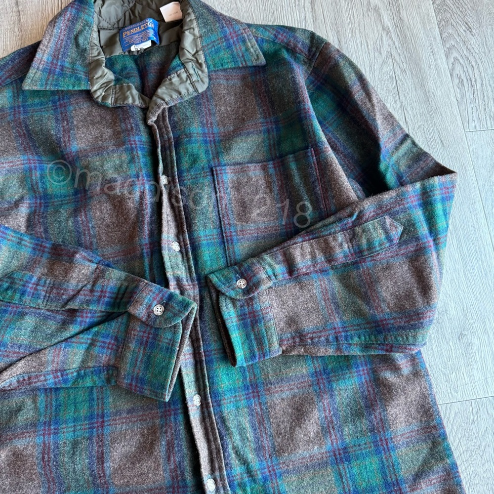 Pendleton Vintage Wool Button Up Size Medium - image 3